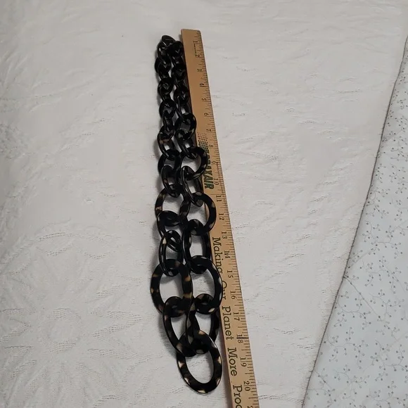 NEST Spotted Horn Link Necklace - Picture 9 of 11